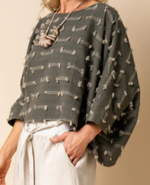 Attica Top (AIM4009)