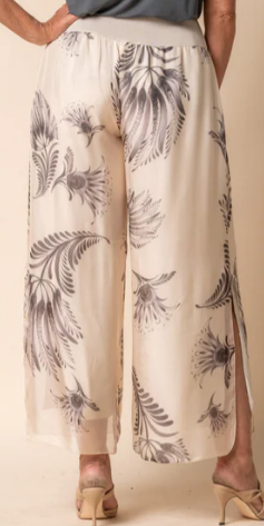 Lucia Pants (10IM218436)