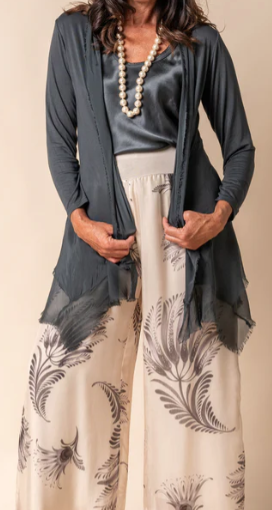 Lina Top (10IM2711)