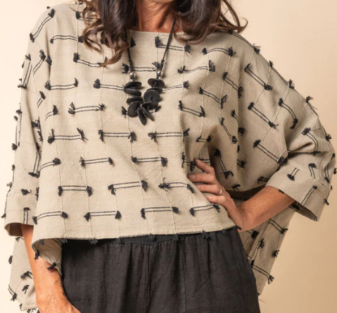 Attica Top (AIM4009)