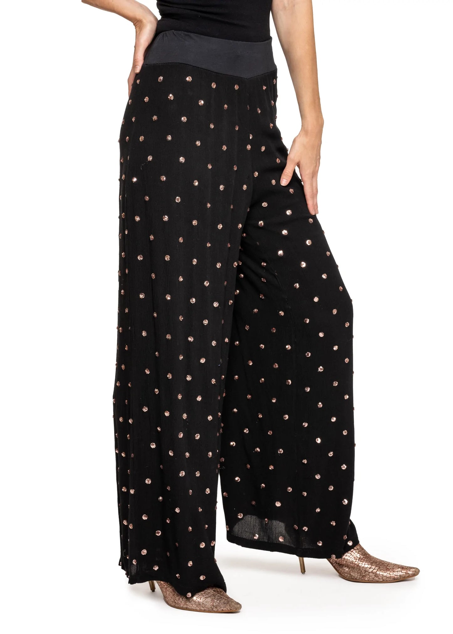 Leylah Pant