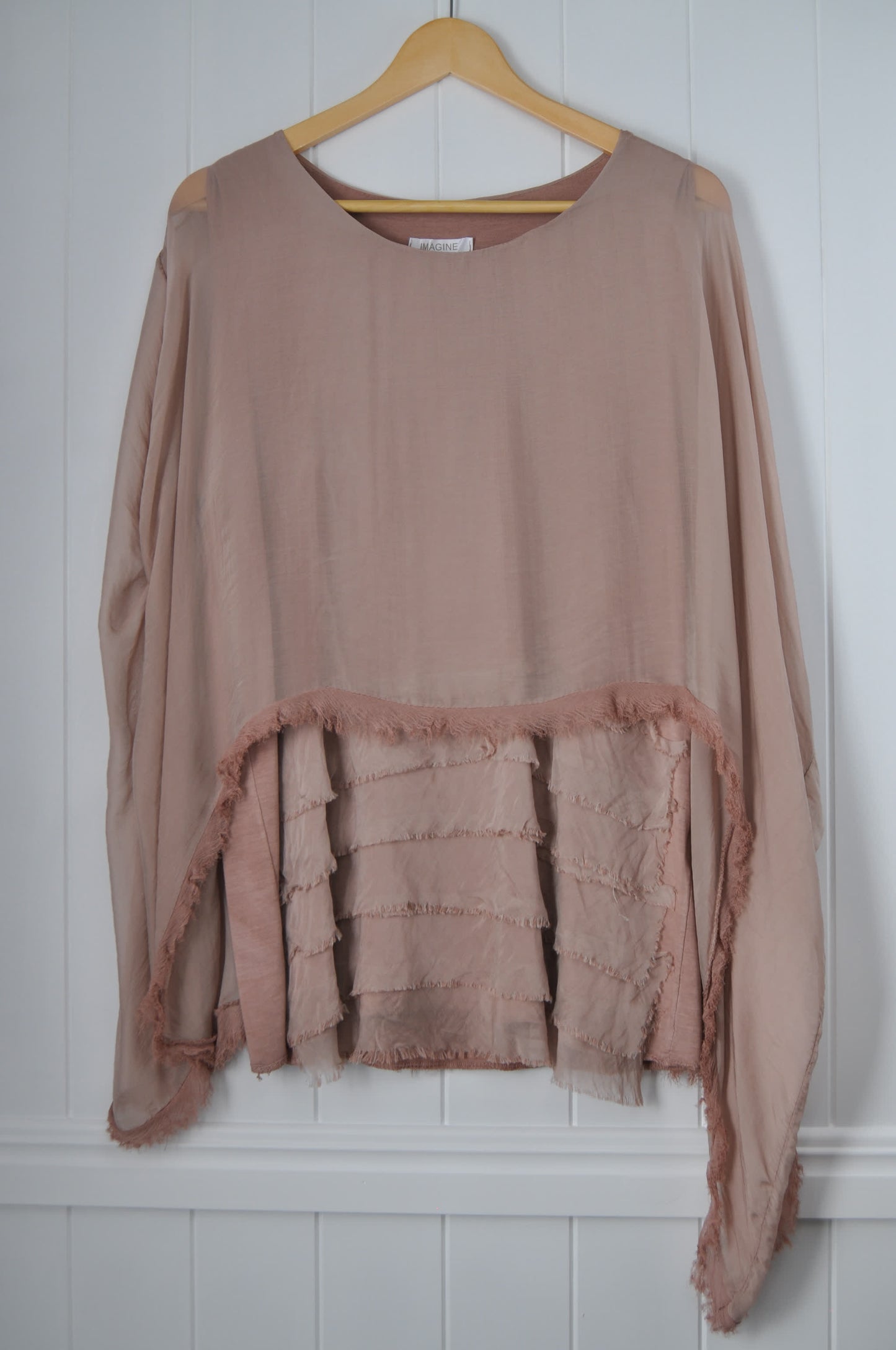 Amulet Top (10IM3185)