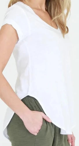 Danni Tee